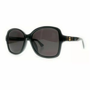 Gucci Women's Black and Grey Gradient Sunglasses!